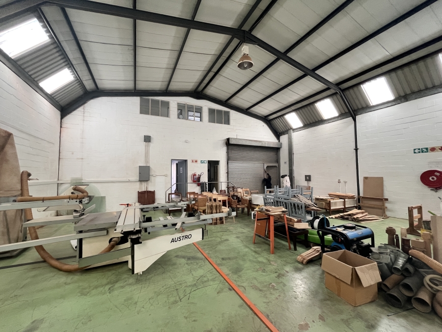 To Let commercial Property for Rent in Montague Gardens Western Cape